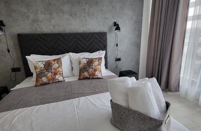 Rental of a comfortable 3-room apartment, 93 m², Tomis Nord, Constanta, Romania